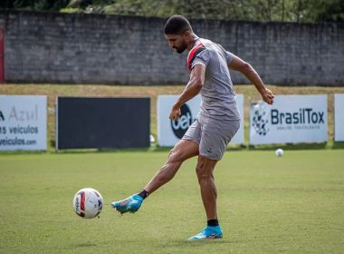 Tréllez treina entre os titulares do Vitória e ganha chance contra o Atlético-CE