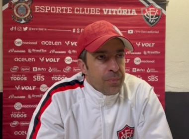 'Sentimento de vergonha', diz João Burse após goleada sofrida pelo Vitória