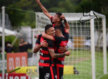 Rafinha elogia Burse, diz que Vitória virou uma 'família' e demonstra confiança no acesso