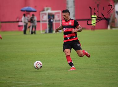 Rafinha fica! Vitória acerta renovação com atacante por mais uma temporada