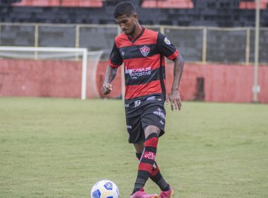 Vitória encaminha empréstimo de Elivelton ao Itabuna