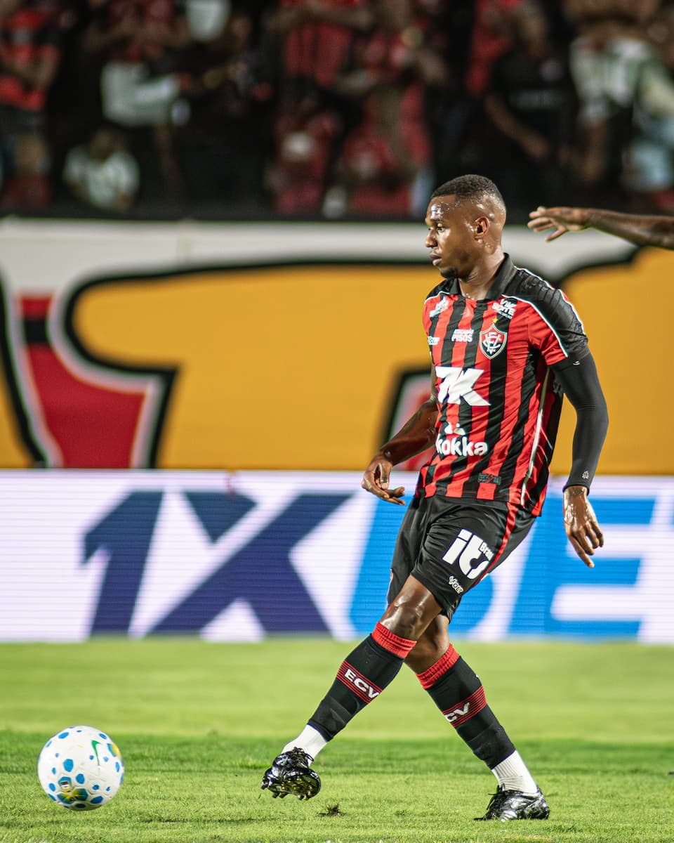 Dudu, Gabriel e Luan Cândido viram desfalques do Vitória; confira boletim médico 