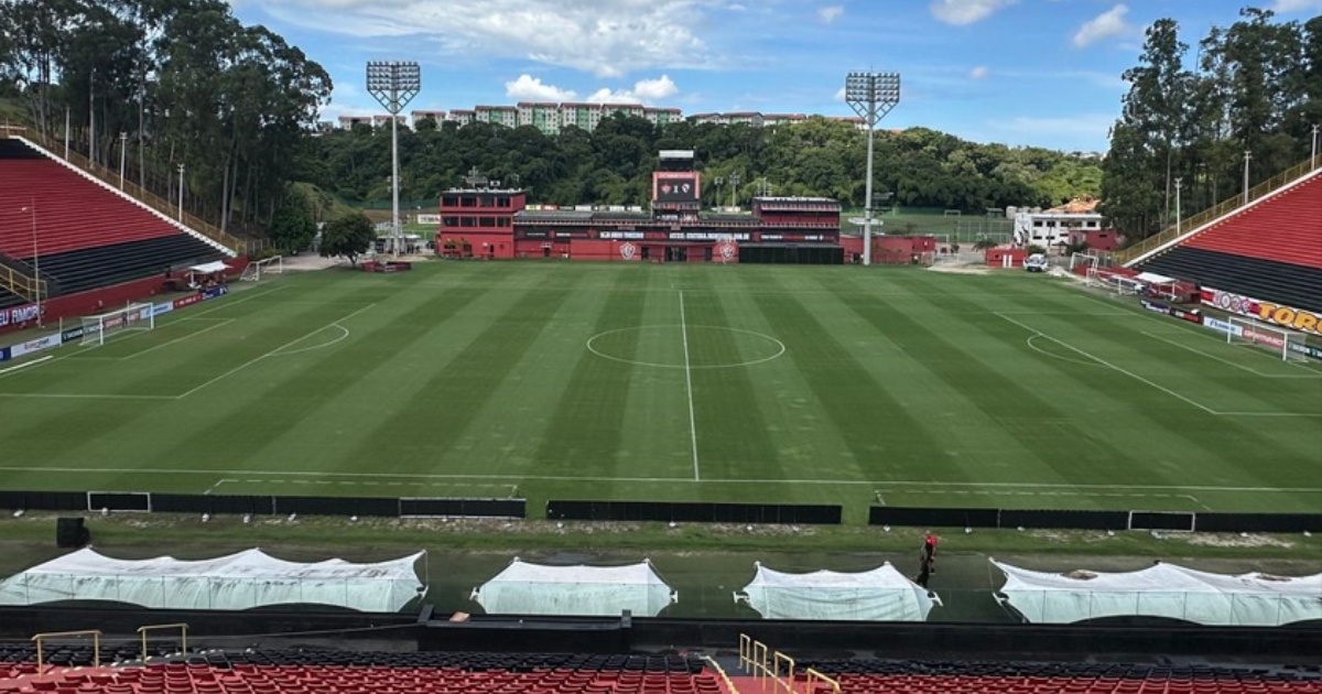 Confira as escalações oficiais de Vitória x Galícia pelo Baianão 2026