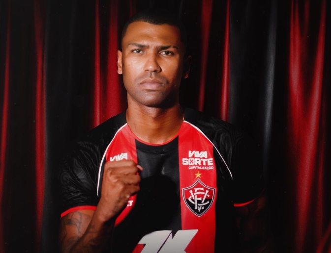 Vitória anuncia contratação por empréstimo do volante Walace, do Cruzeiro