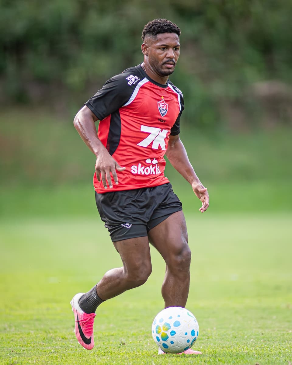 Vitória faz penúltimo treino antes de viagem para enfrentar o Botafogo