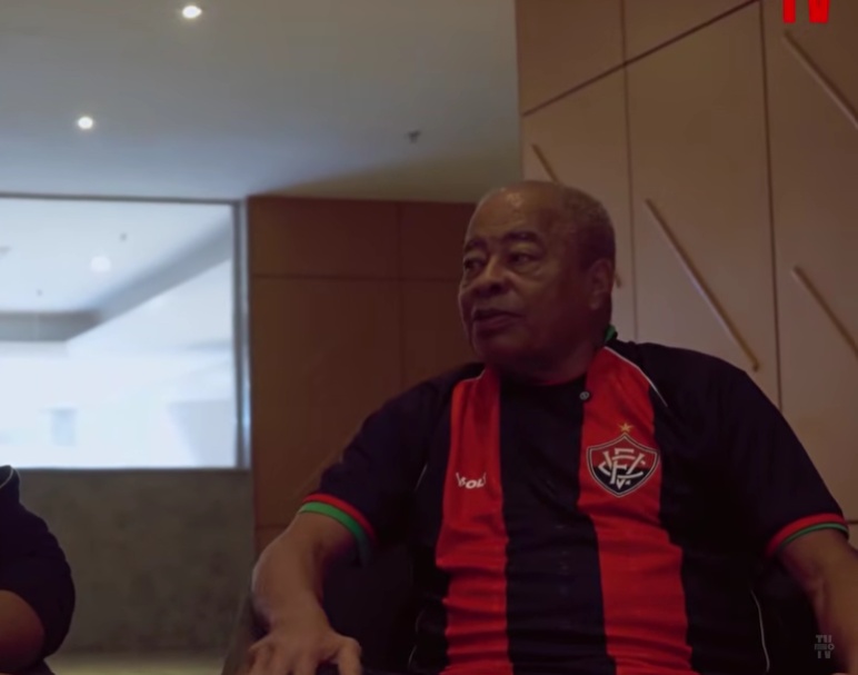 Jairzinho elogia Jair Ventura no Vitória e espera convite para conhecer o Barradão