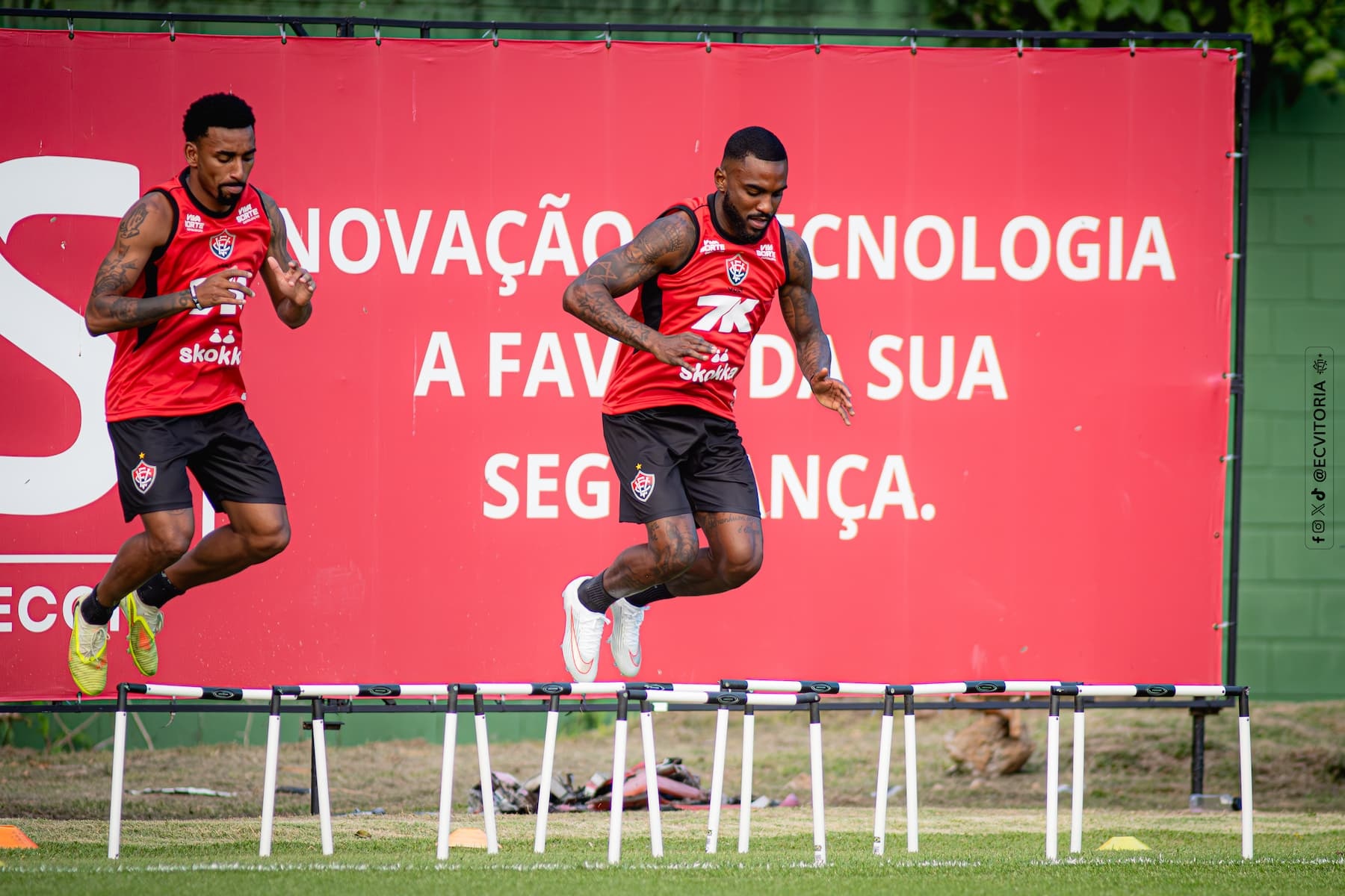 Com treino tático e 11 contra 11, Vitória intensifica preparação para o Ba-Vi