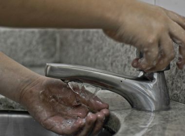 Lavar as mãos reduz em 40% doenças como gripe, conjuntivite e viroses