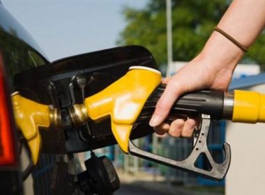 Governo calcula gastos de R$ 30 bi para segurar preço dos combustíveis