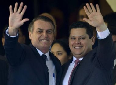 Alcolumbre diz a aliados que seu candidato terá apoio do Planalto