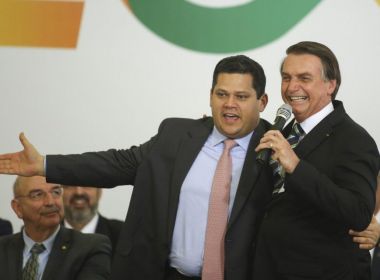 Após conversa com Bolsonaro, Alcolumbre diz que seu candidato terá apoio do Planalto
