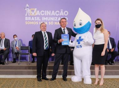 Governo Bolsonaro e gestão Doria dão início a guerra das seringas e agulhas