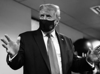 Pressão por saída e banimento do Twitter fazem de dias finais de Trump inferno