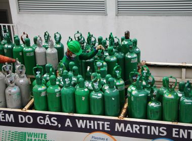 Governo aumentou imposto sobre cilindro de oxigênio três semanas antes de colapso no AM