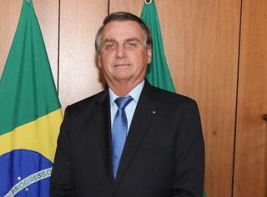 Bolsonaro critica questão do Enem sobre Marta e diz que futebol feminino não é realidade