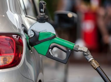 Preço de combustíveis da Petrobras continua defasado apesar de reajuste, dizem analistas