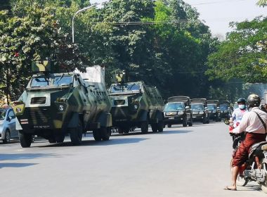 Militares bloqueiam Facebook em Mianmar em meio ao crescimento da oposição ao golpe