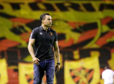 Torcida do Sport elogia Jair Ventura por recuperação e pede até estátua