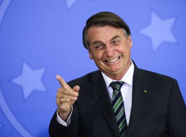 Spray nasal contra Covid citado por Bolsonaro está em fase inicial e não tem dado publicado