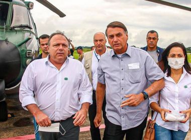 MPF pede responsabilização de Bolsonaro por quebrar isolamento durante visita ao Acre