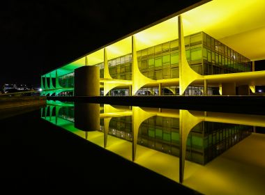 Governo Bolsonaro ataca The Economist após reportagem crítica à gestão brasileira