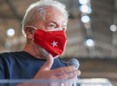 Lula compara máscara a cabresto, mas diz que usa para se diferenciar de 'genocida'