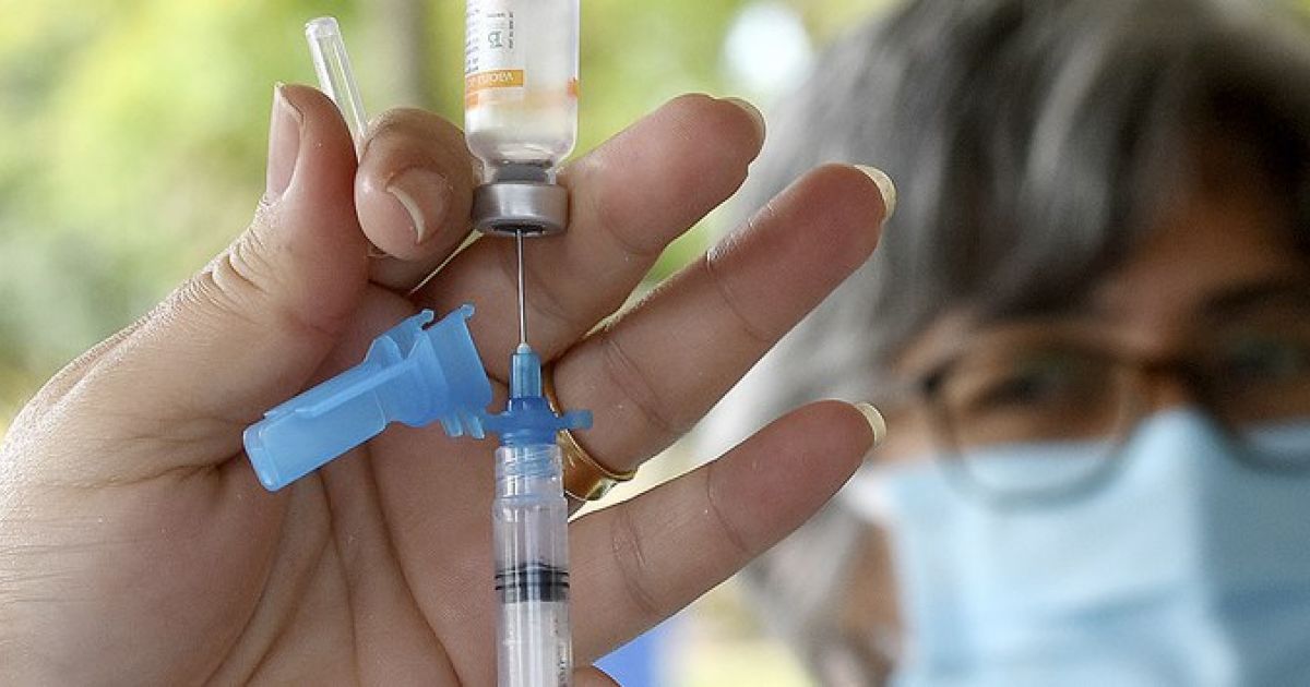 Bahia Notícias / Notícia / Colômbia inicia vacinação privada, e empresa é criticada por estimular competição por doses - Vimarsana News