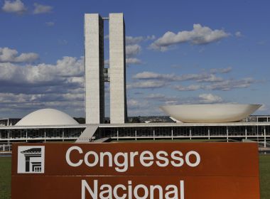 Congresso aprova ampliação de emendas 'cheque em branco' em 2022