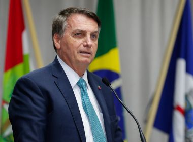 Aceno de Bolsonaro para zerar imposto de diesel é 'conversa para boi dormir', diz caminhoneiro