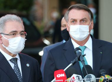 Governo Bolsonaro deixa vencer R$ 243 mi em vacinas, testes e remédios