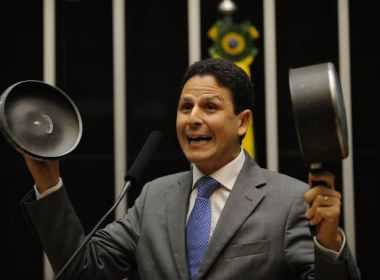 PSDB se declara oposição a Bolsonaro e inicia debate sobre impeachment