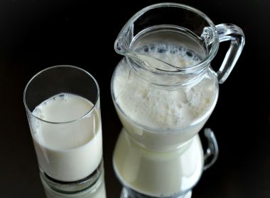 Bloqueio de caminhoneiros nas estradas pode levar a descarte de leite, diz indústria