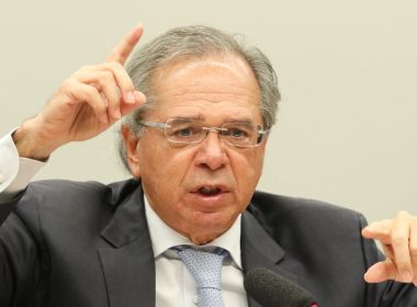 Adiar pagamento de precatórios é pedido desesperado de socorro, diz Guedes