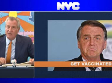 Se não quer se vacinar, não incomode vindo a Nova York, diz prefeito a Bolsonaro
