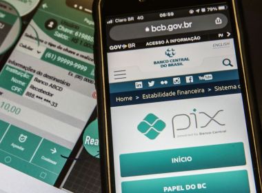 Pix completa um ano entre polêmicas sobre segurança e mais de 100 milhões de usuários