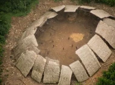 Criança ianomâmi de 3 anos morre por falta de suporte médico, diz conselho