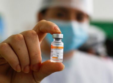 Chile se prepara para oferecer 4ª dose de vacina contra Covid em 2022
