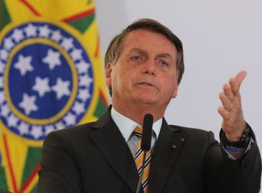 Bolsonaro acusa mídia de fake news em documento para cúpula da democracia de Biden