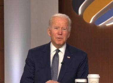 EUA pedem ao final de Cúpula da Democracia que Brasil amplie inclusão de negros e indígenas