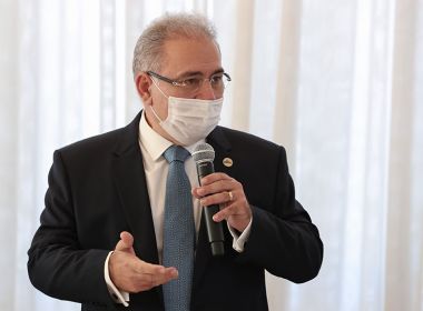 Queiroga critica estados que não pedirão prescrição para vacinar crianças contra Covid