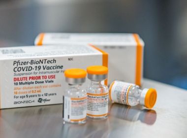 Saúde contrata empresa sem experiência em vacinas do SUS para entregar doses de crianças