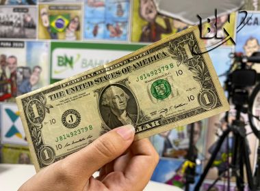 Dólar mantém queda e Bolsa oscila com realização de lucros