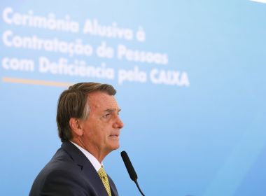 'Mundo todo tem problemas', diz Bolsonaro em defesa de viagem à Rússia
