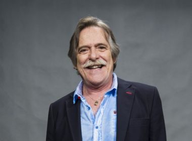 Ator José de Abreu critica Regina Duarte por apoio a Bolsonaro