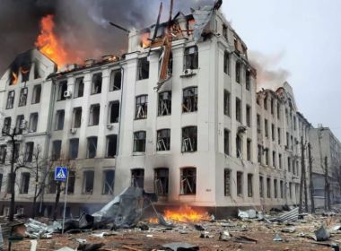 Separatistas ameaçam Mariupol com mais bombardeios às vésperas de negociação