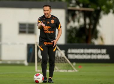 Corinthians deve usar time misto contra o Fortaleza no Brasileiro