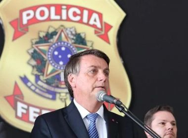 Bolsonaro tenta barrar relatório sobre assessor após ordem de Moraes à PF