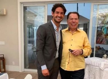 Alexandre Pato revela que é cobrado por Silvio Santos