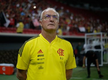 Dorival diz que Fla não escolhe competição e reclama de vaias a Vitinho