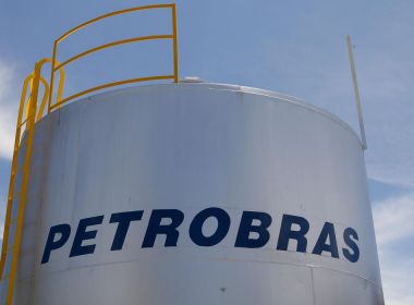 Proposta para privatizar Petrobras parece 'doação' a sócios privados, diz órgão da Economia